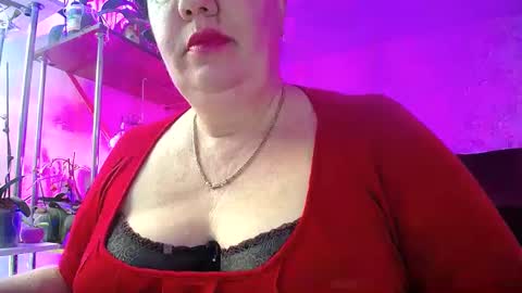 Lady Gloria online show from 02-20-25, 02:46