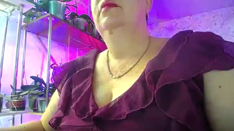 Lady Gloria online show from 09-09-25, 04:23