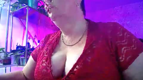 Lady Gloria online show from 09-16-25, 04:02