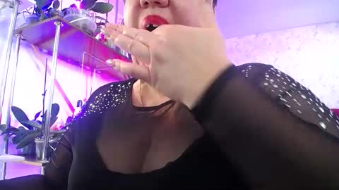 Lady Gloria online show from 03-07-26, 08:22