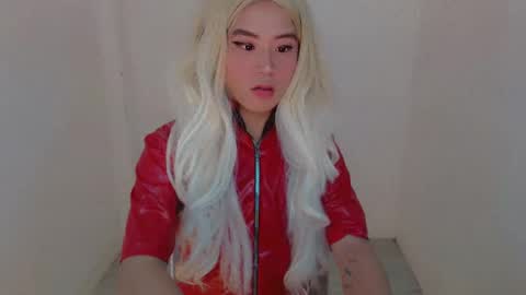    online show from 03-05-25, 10:54