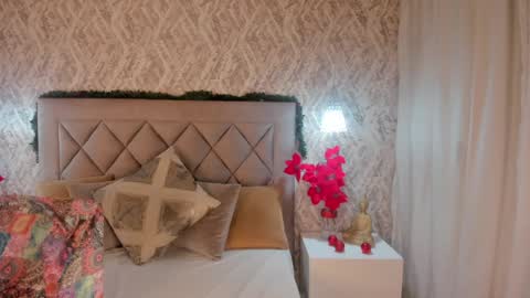 Gaby  online show from 12-26-24, 05:40