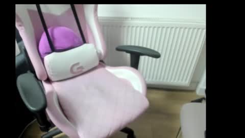 Lady Lyanna online show from 02-15-25, 03:20