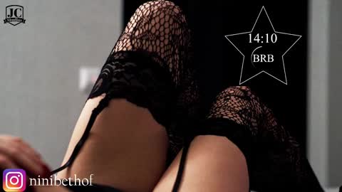    700  1300 -5 online show from 02-26-25, 04:03