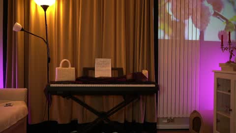 lady_nicolett online show from 05-18-26, 04:07