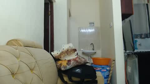 Maya online show from 11-21-25, 02:32