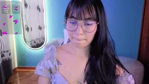 Lady Violet Bridgerton online show from 10-14-25, 07:58