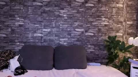 Snapshot of ladyagata chatting on 02-02-26, 12:04 Jenny online show from 02-02-26, 12:04