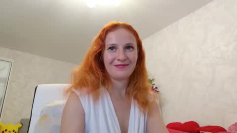 Sima Ladybigsmile online show from 10-21-25, 06:52