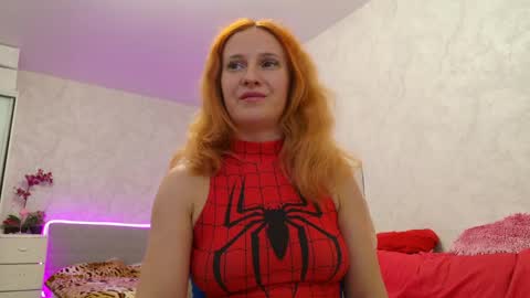 Sima Ladybigsmile online show from 06-03-26, 05:18