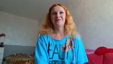 Sima Ladybigsmile online show from 06-08-26, 06:47