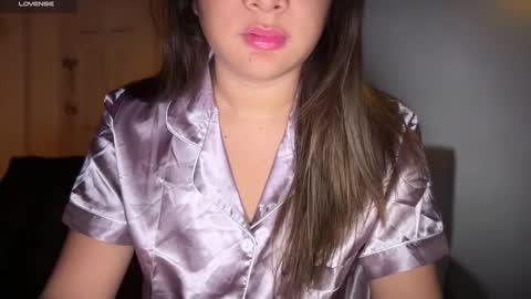 Snapshot of ladybird21 chatting on 01-06-26, 08:40 Aria online show from 01-06-26, 08:40