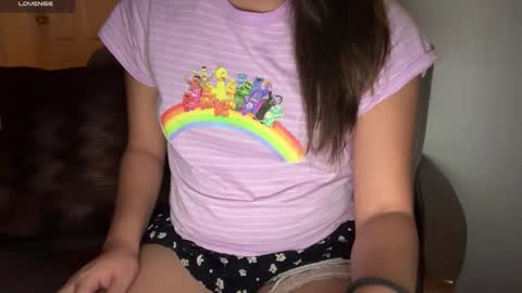 Snapshot of ladybird21 chatting on 01-07-26, 10:07 Aria online show from 01-07-26, 10:07