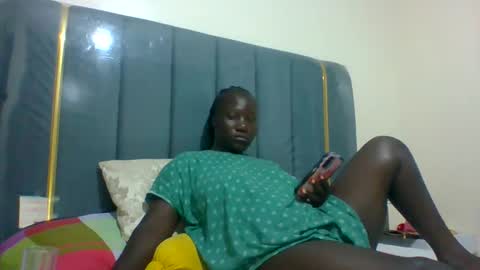 Snapshot of ladyblossoms19 chatting on 12-11-24, 09:34 lindah32 online show from 12-11-24, 09:34