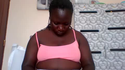 Snapshot of ladyblossoms19 chatting on 01-15-25, 09:24 lindah32 online show from 01-15-25, 09:24