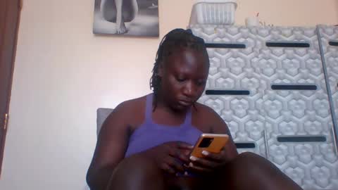 Snapshot of ladyblossoms19 chatting on 01-20-25, 10:29 lindah32 online show from 01-20-25, 10:29