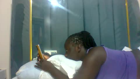 Snapshot of ladyblossoms19 chatting on 01-20-25, 06:10 lindah32 online show from 01-20-25, 06:10