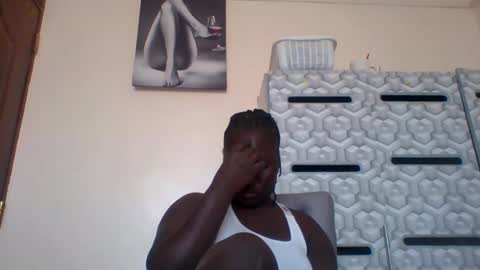 Snapshot of ladyblossoms19 chatting on 01-21-25, 01:54 lindah32 online show from 01-21-25, 01:54