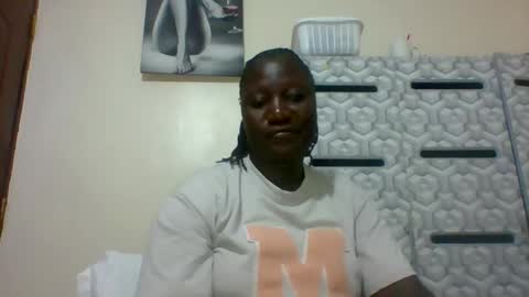 Snapshot of ladyblossoms19 chatting on 01-22-25, 06:41 lindah32 online show from 01-22-25, 06:41