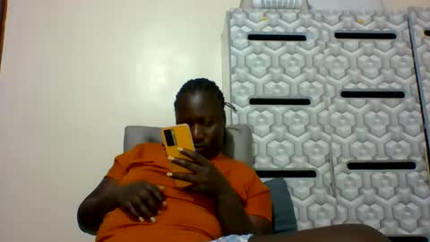 Snapshot of ladyblossoms19 chatting on 01-26-25, 07:31 lindah32 online show from 01-26-25, 07:31