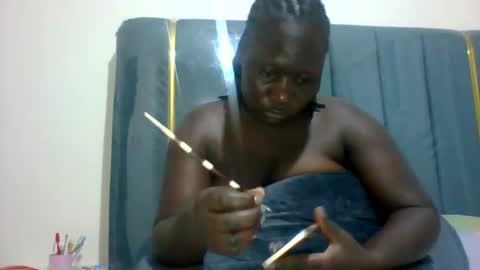 Snapshot of ladyblossoms19 chatting on 02-16-25, 12:52 lindah32 online show from 02-16-25, 12:52