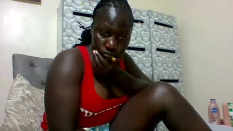 Snapshot of ladyblossoms19 chatting on 03-06-25, 06:48 lindah32 online show from 03-06-25, 06:48