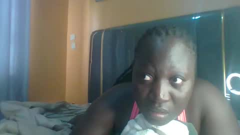 Snapshot of ladyblossoms19 chatting on 01-06-26, 09:13 lindah32 online show from 01-06-26, 09:13