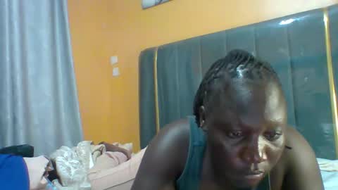 Snapshot of ladyblossoms19 chatting on 01-14-26, 06:35 lindah32 online show from 01-14-26, 06:35