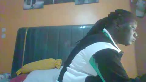 lindah32 online show from 05-24-26, 08:25