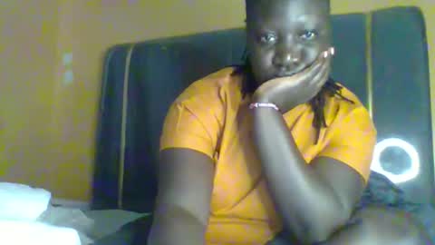 lindah32 online show from 06-01-26, 10:06