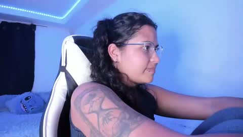  Lady  online show from 01-25-25, 02:58