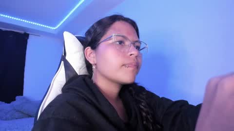  Lady  online show from 03-01-25, 03:32