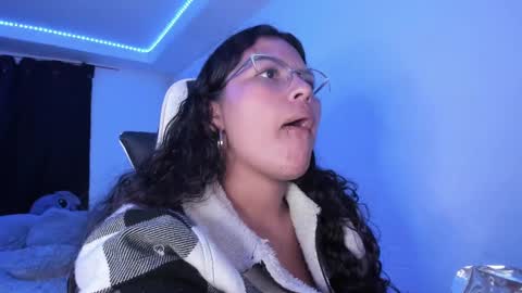  Lady  online show from 03-10-25, 02:06