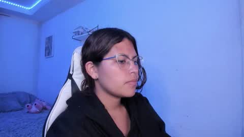  Lady  online show from 01-17-26, 03:22