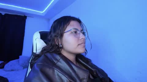  Lady  online show from 03-23-26, 03:32