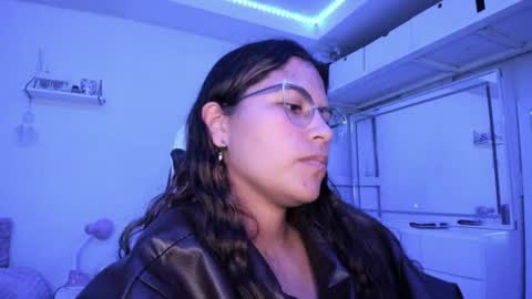  Lady  online show from 07-09-26, 05:11