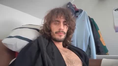 Snapshot of ladycan_tfeeling chatting on 10-14-25, 02:40 ladycan_tfeeling online show from 10-14-25, 02:40