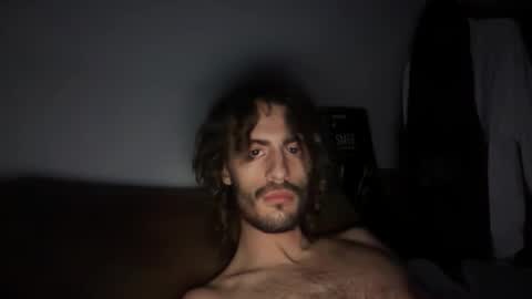 Snapshot of ladycan_tfeeling chatting on 11-19-25, 05:35 ladycan_tfeeling online show from 11-19-25, 05:35