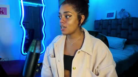 Snapshot of ladydanniela chatting on 01-27-25, 03:15 leidy daniela online show from 01-27-25, 03:15