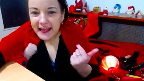Snapshot of ladylhoty chatting on 12-18-24, 11:19 LadyLHoty online show from 12-18-24, 11:19