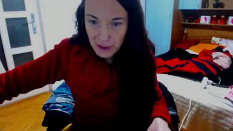 LadyLHoty online show from 11-17-25, 05:08