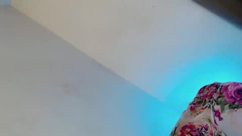 its Katniss online show from 02-16-25, 06:54