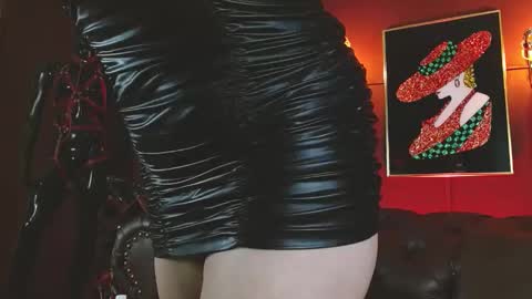 ladylunatikka online show from 03-07-26, 01:35