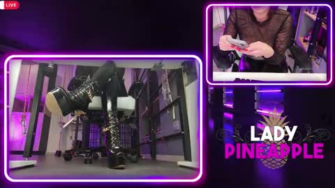 ladypineapple01 online show from 11-17-25, 08:14