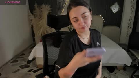 Lady  online show from 01-18-26, 03:10