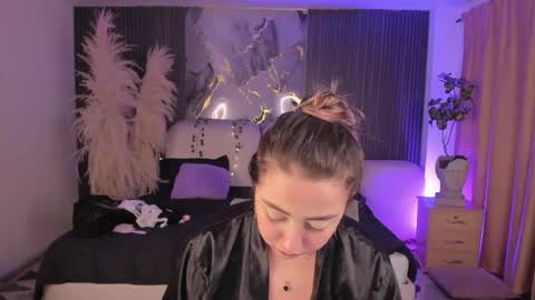 Lady  online show from 04-20-26, 04:26