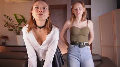 laelneizer online show from 06-21-26, 05:10