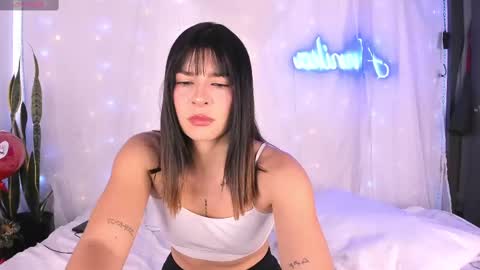 Laena Arryn online show from 03-01-25, 07:48