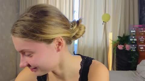 Lilia online show from 10-12-25, 06:56