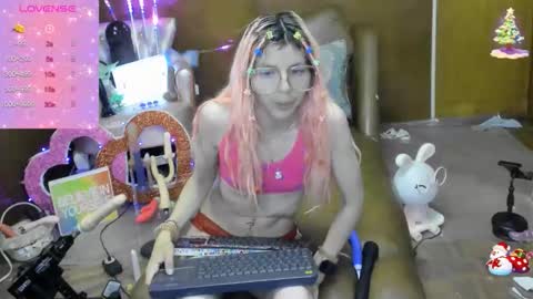 Skinnygirl online show from 10-23-25, 01:38